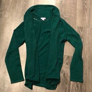 Light weight sweater